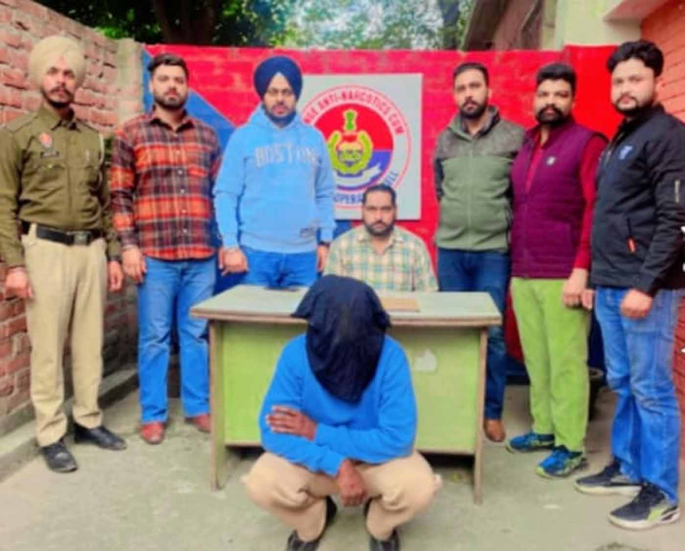 A smuggler arrested with 52 grams of heroin